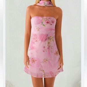 Women’s 2 piece Floral Sleeveless Dresses never worn